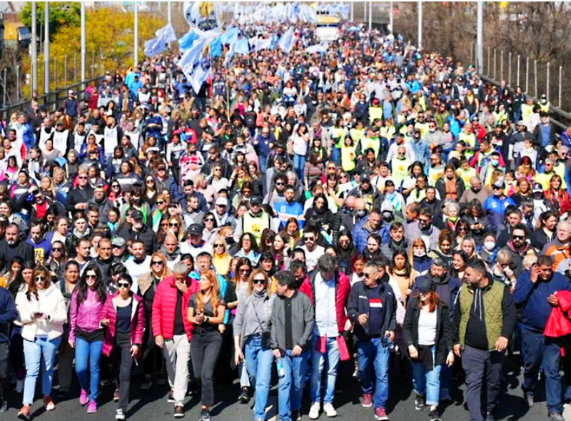 Los pedidos principales de la marcha el 2023, la democracia y No a los