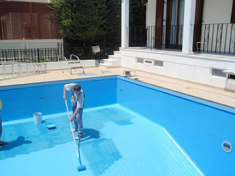Consejos para pintar la piscina 
