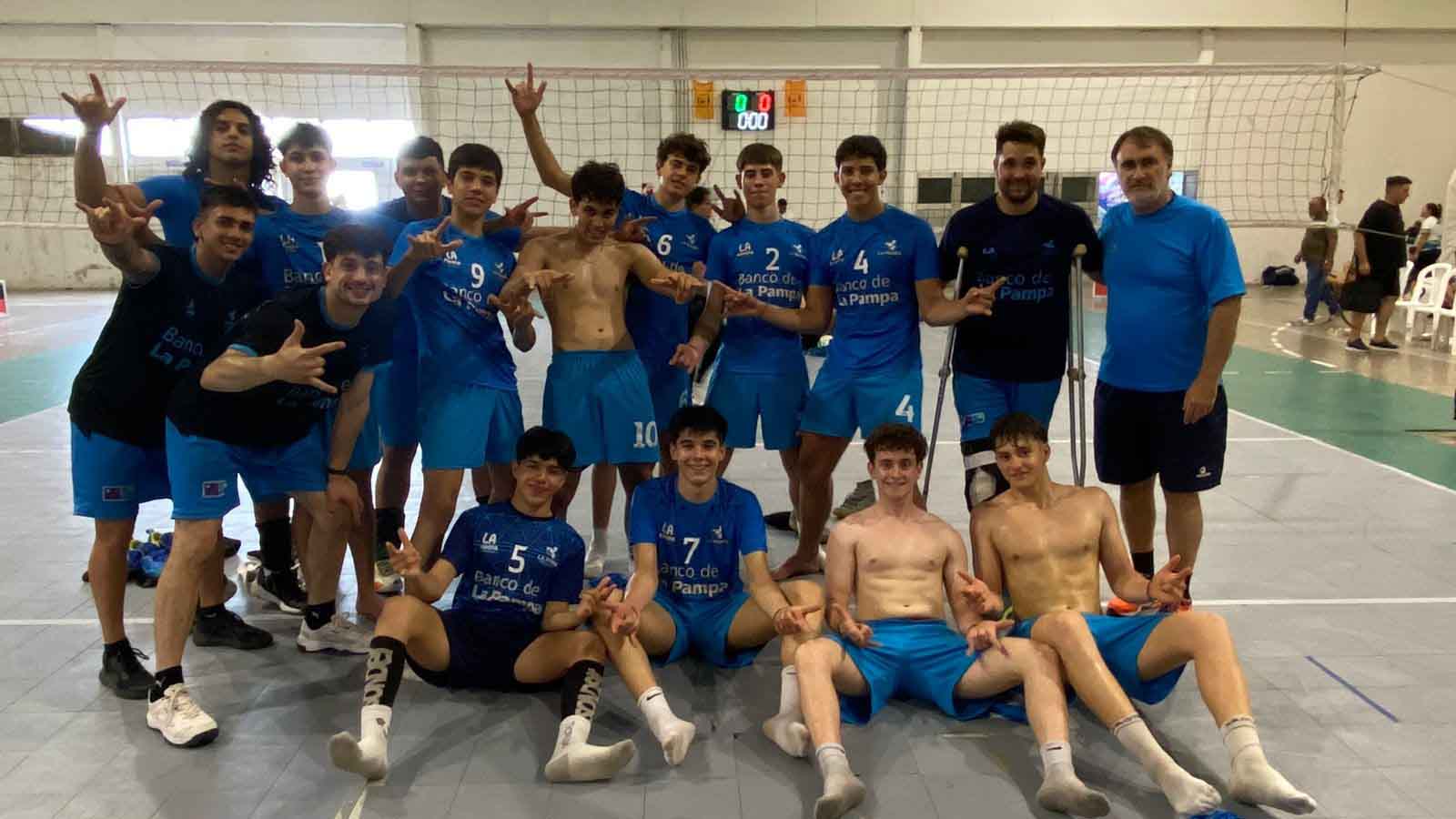 El vóley masculino, a paso firme: tres victorias en tres presentaciones.