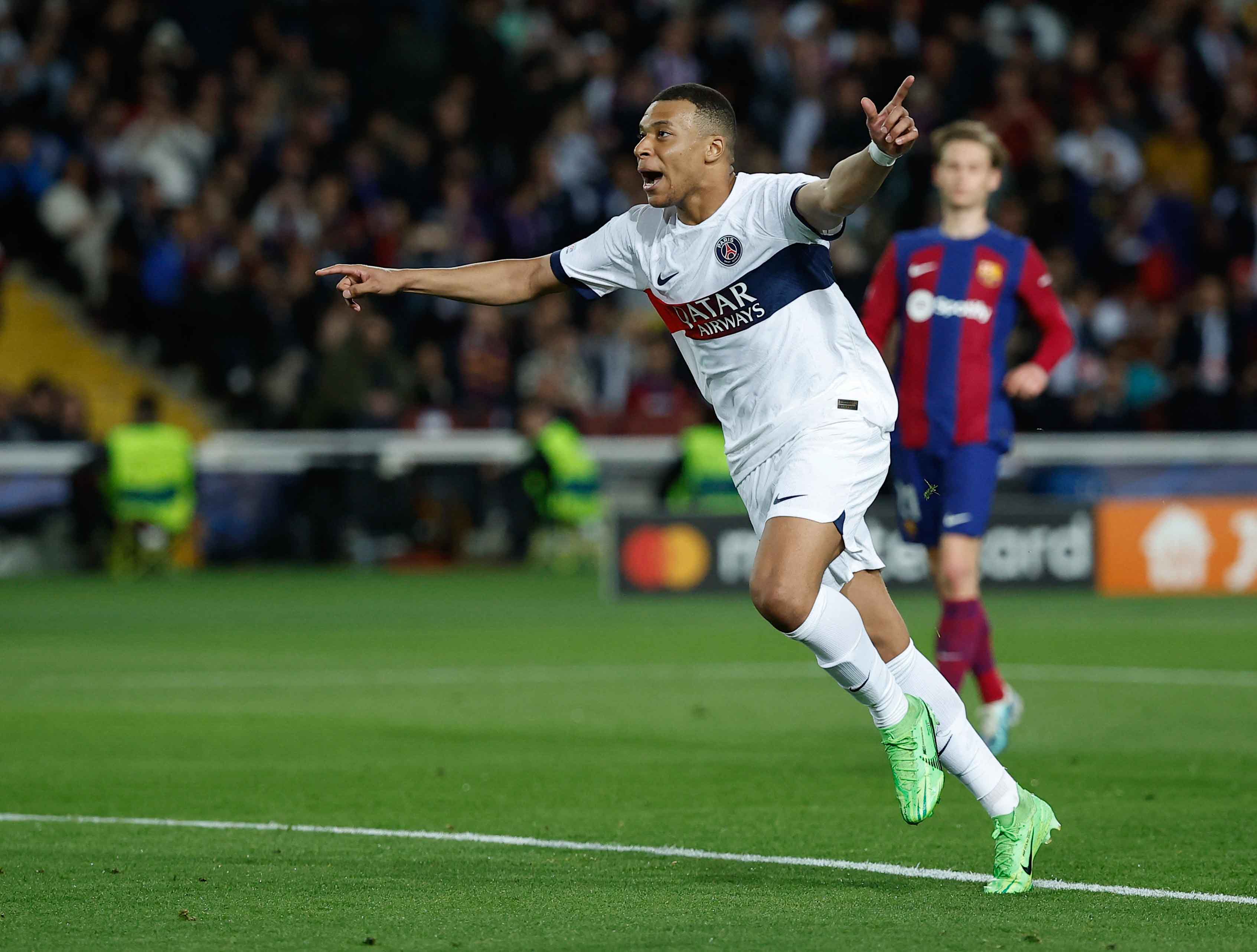 Kylian Mbappé la “frutilla” para un Real Madrid que disfruta de la admiración mundial. ð