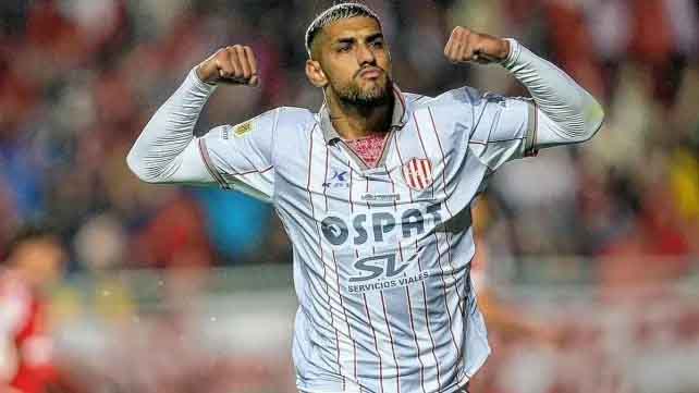 Balboa festeja su gol para el gran triunfo del Tatengue.