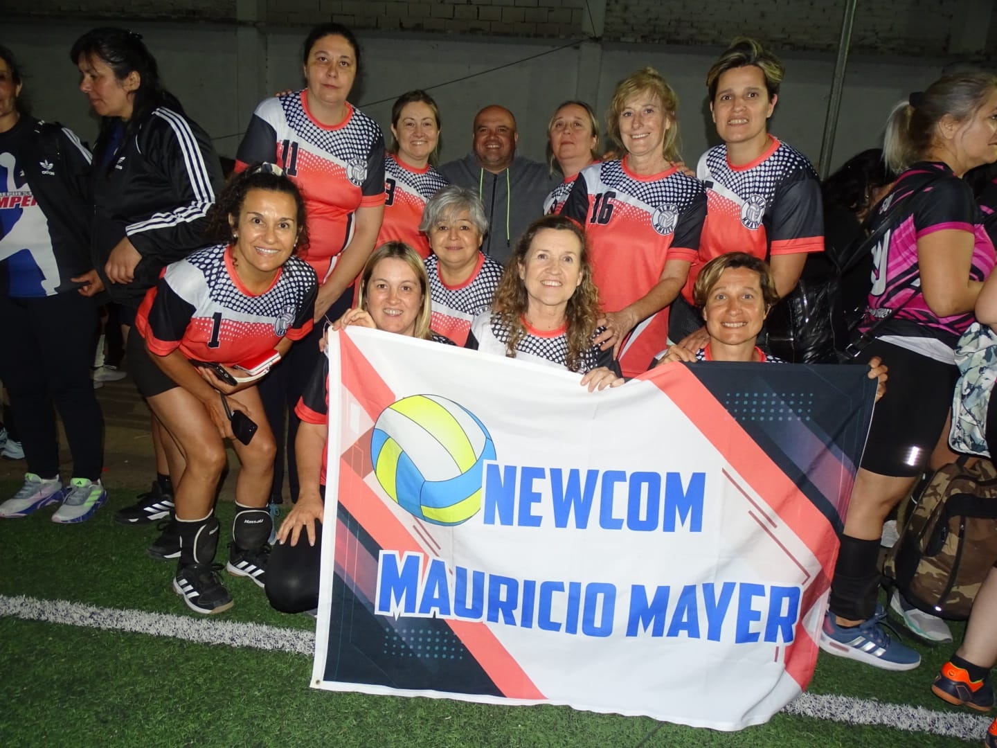 El equipo representativo de Mauricio Mayer en la categoría más de 40 años.