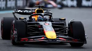 Verstappen se quedó con la pole position en Miami.
