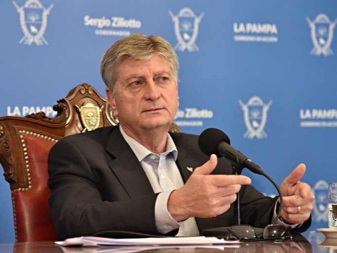 El gobernador Ziliotto, durante una entrevista mantenida tiempo atrás con La Reforma.
