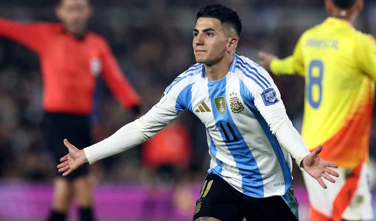 Argentina rescató un empate en un partido complicado con los colombianos.