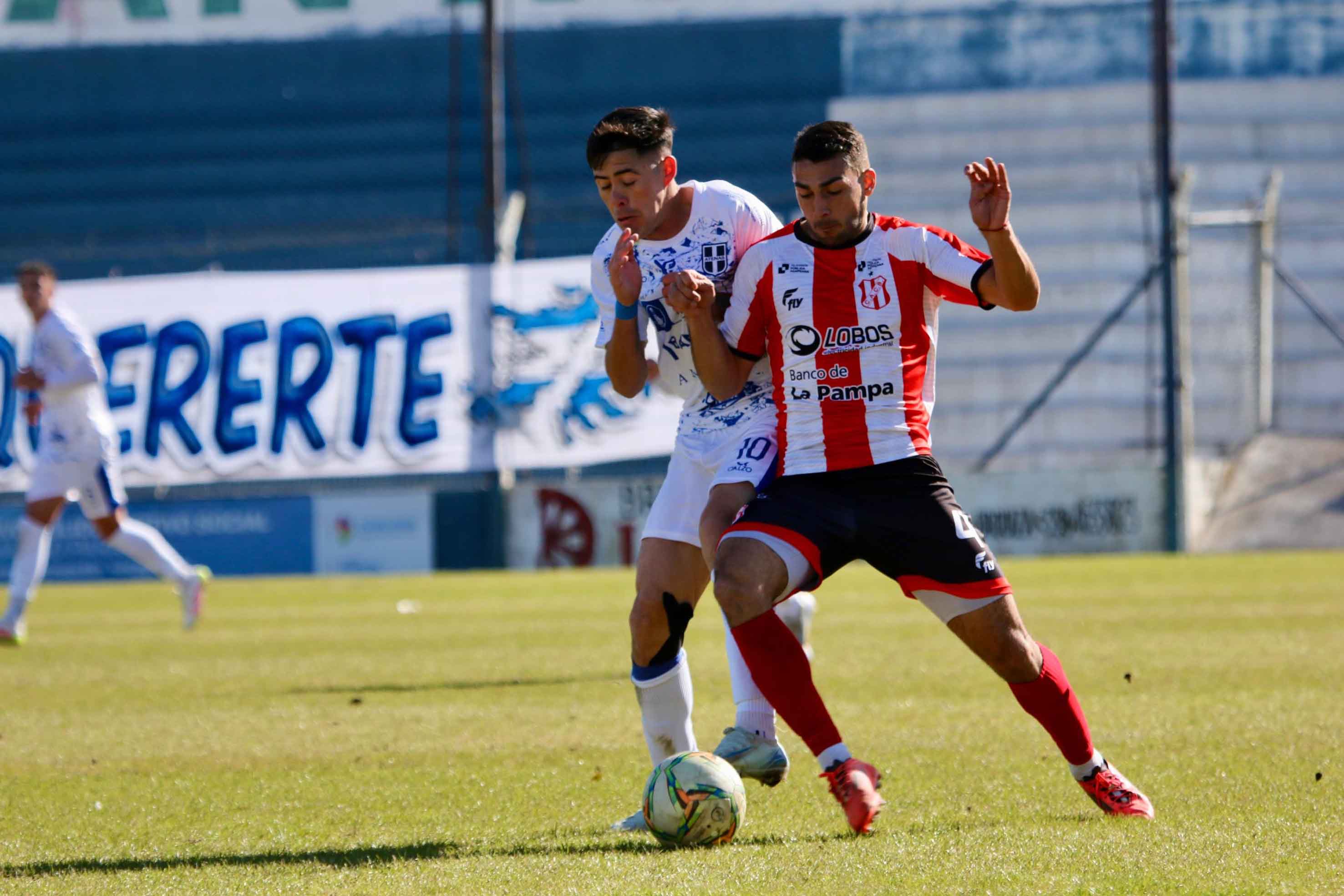 En el cierre de la fecha, Atenas de Río Cuarto no lo dejó sumar a Costa.