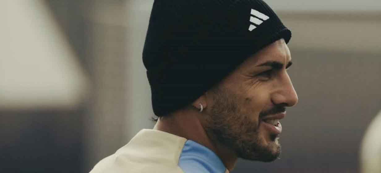 Paredes sigue en Buenos Aires y posterga su desvinculación romana.