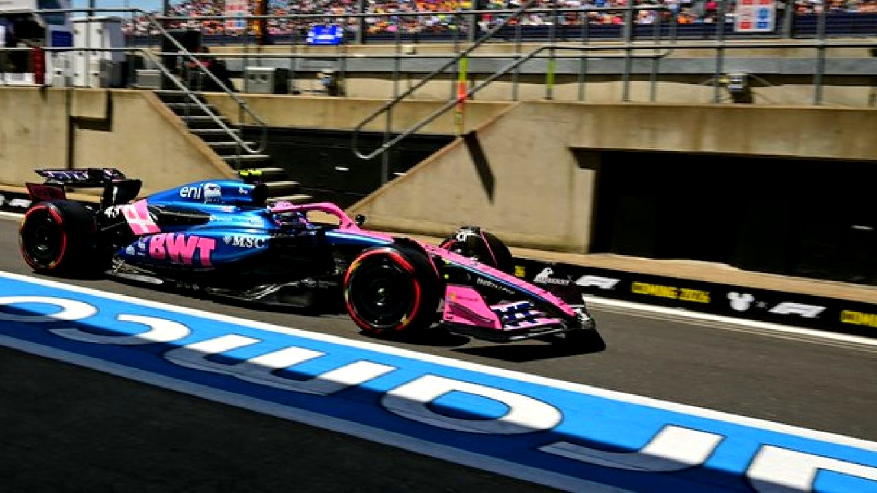 Colapinto se quedó sin final. El auto se paró en boxes.