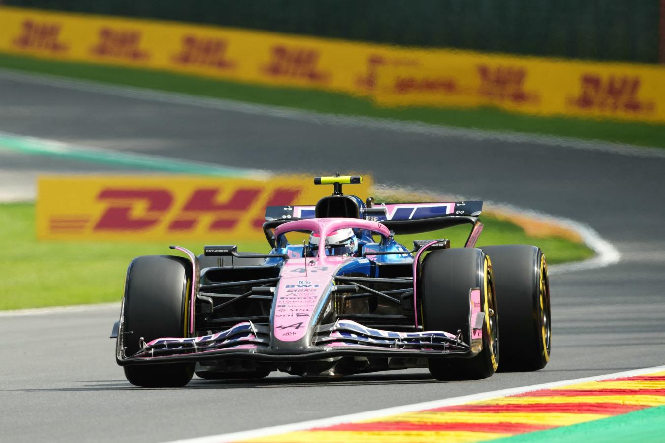 Colapinto continúa con los problemas en su coche.