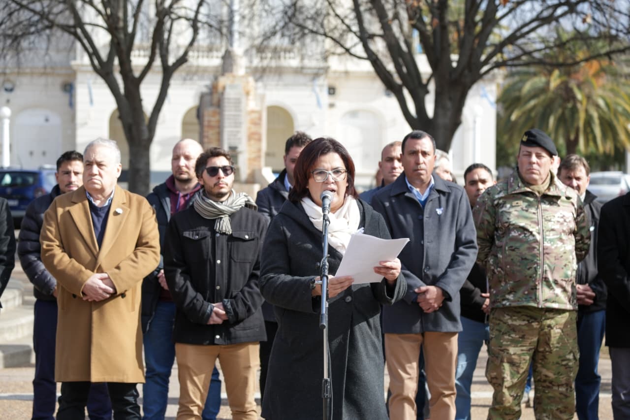 La funcionaria Gabriela Echegaray brindó palabras alusivas.