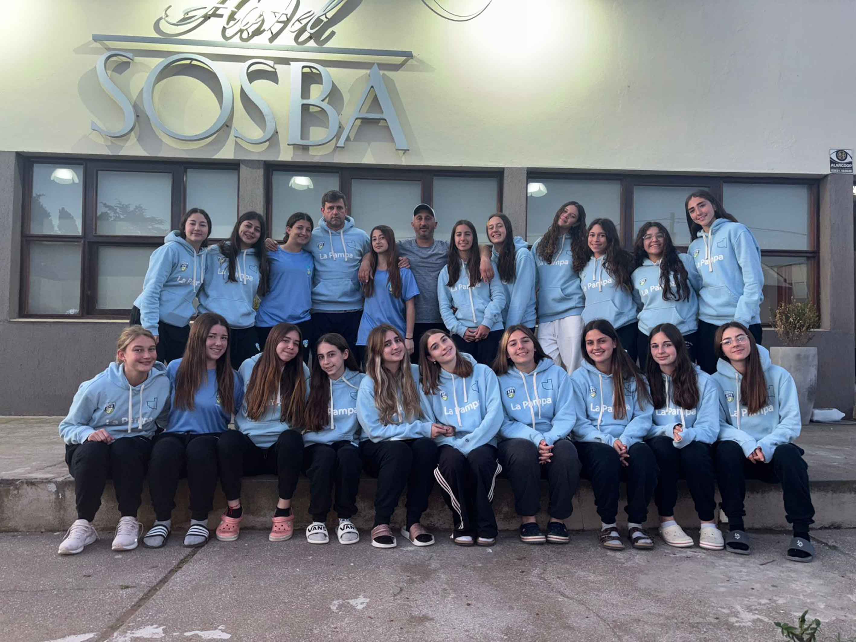 La delegación pampeana presente en Monte Hermoso.