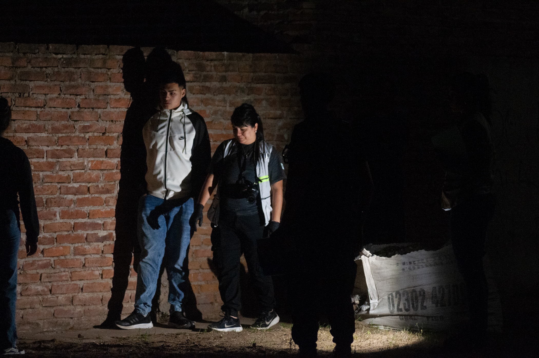 La Policía trabajó esta noche en el domicilio robado.