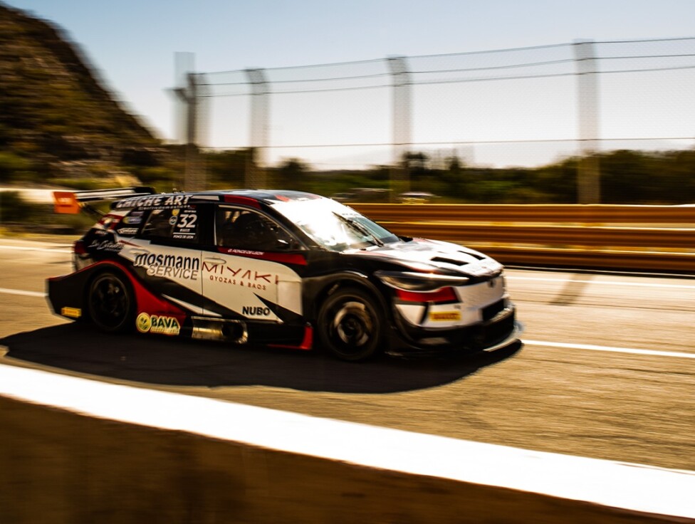 El Toyota del triunfador Ponce de León.