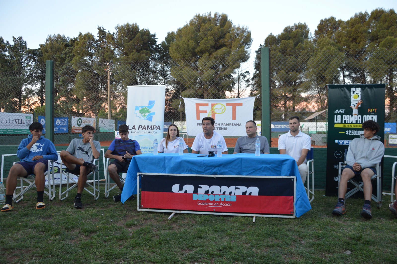 La presentación tuvo lugar en el CEC.