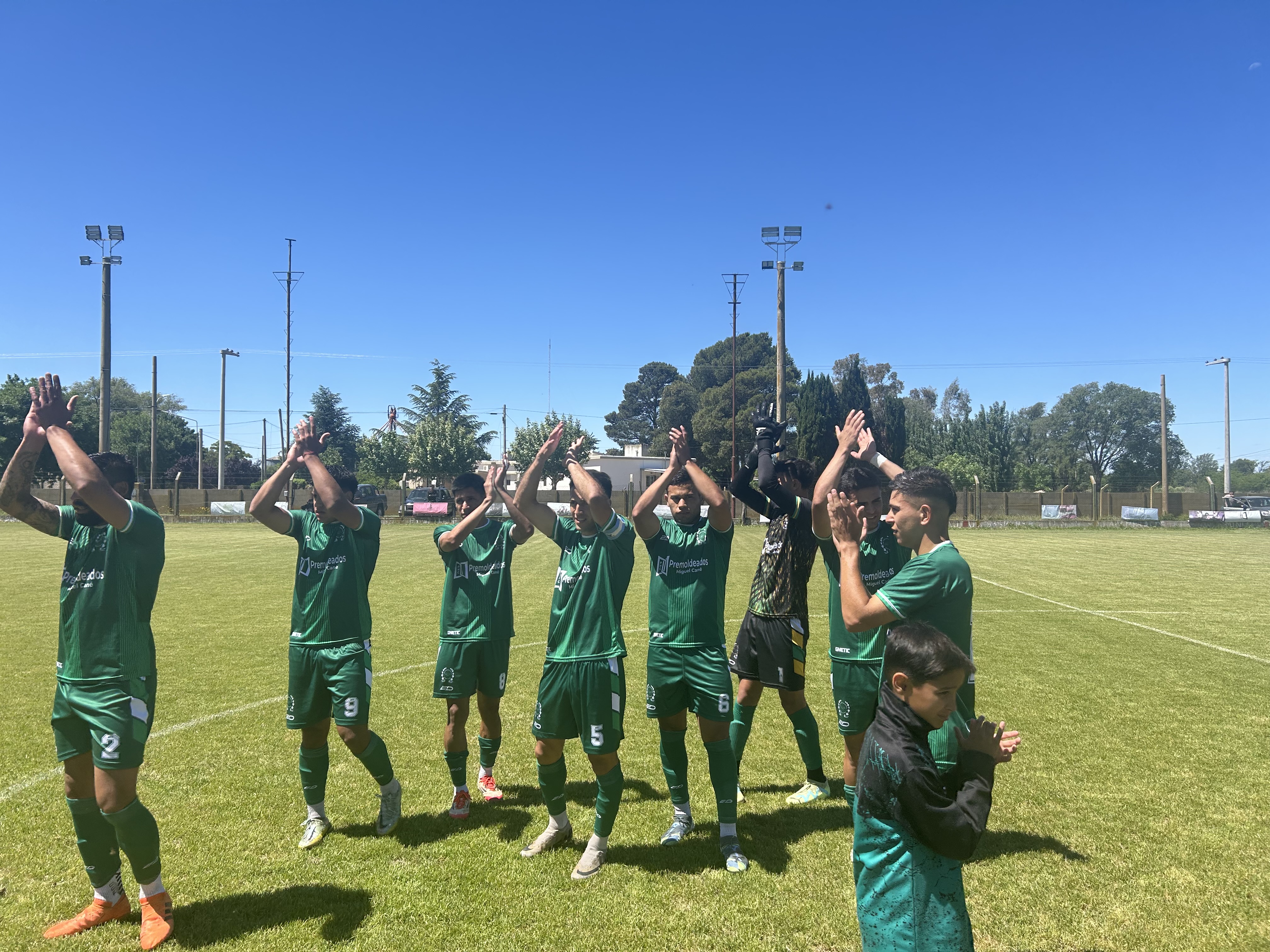 Juventud Regional sorprendió con un impecable arranque en el Regional.