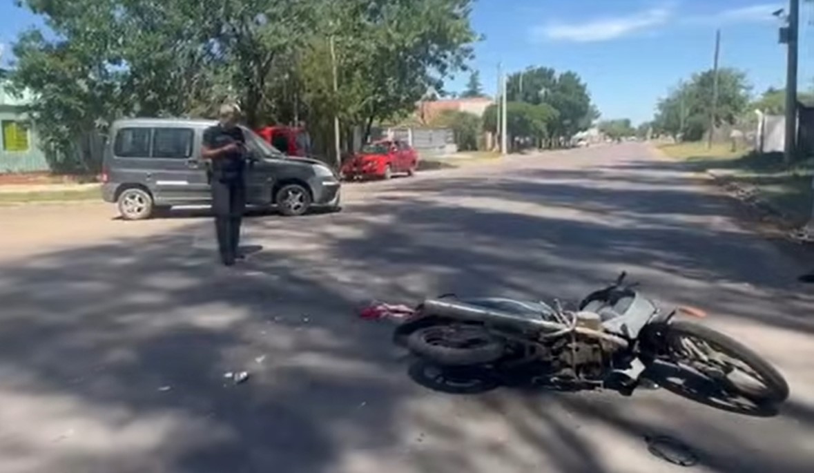 Los vehículos que protagonizaron el siniestro vial.