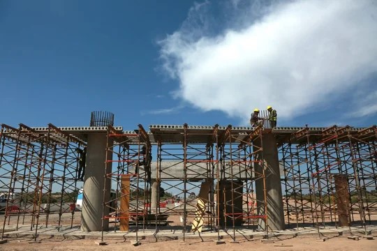 La construcción quedó muy afectada por el cierre de empresas.