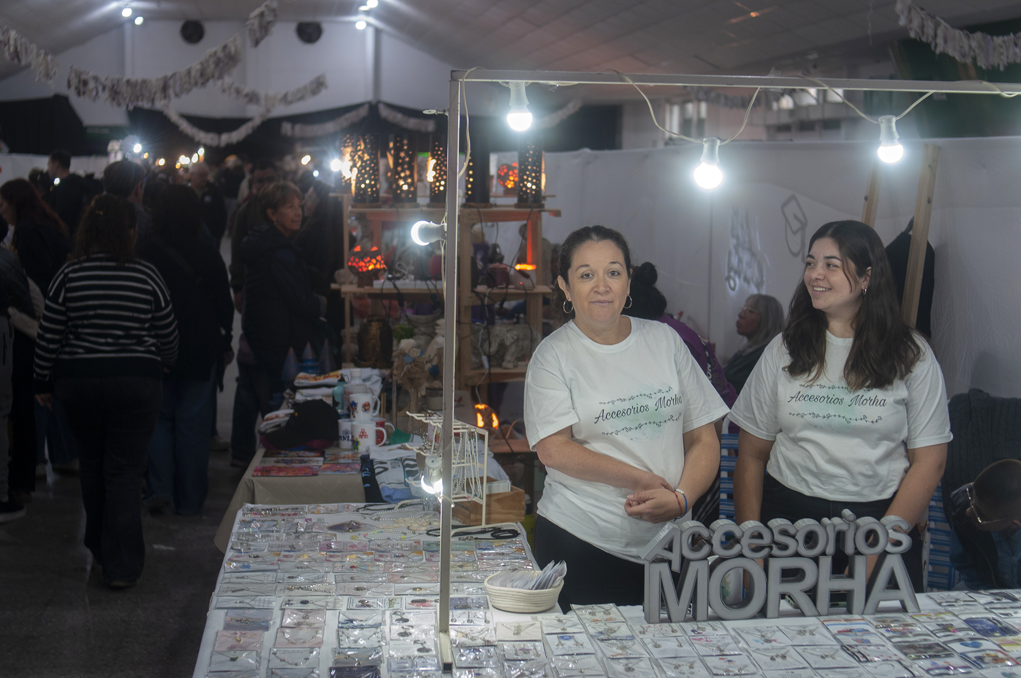 El evento contó con la exhibición de distintas producciones locales.