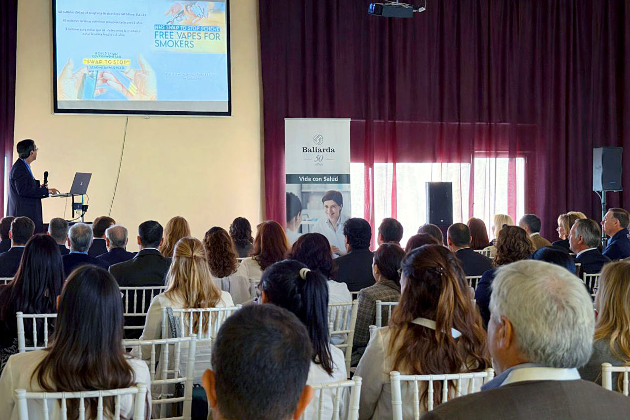 El encuentro reunió a más de 120 participantes y destacados disertantes.