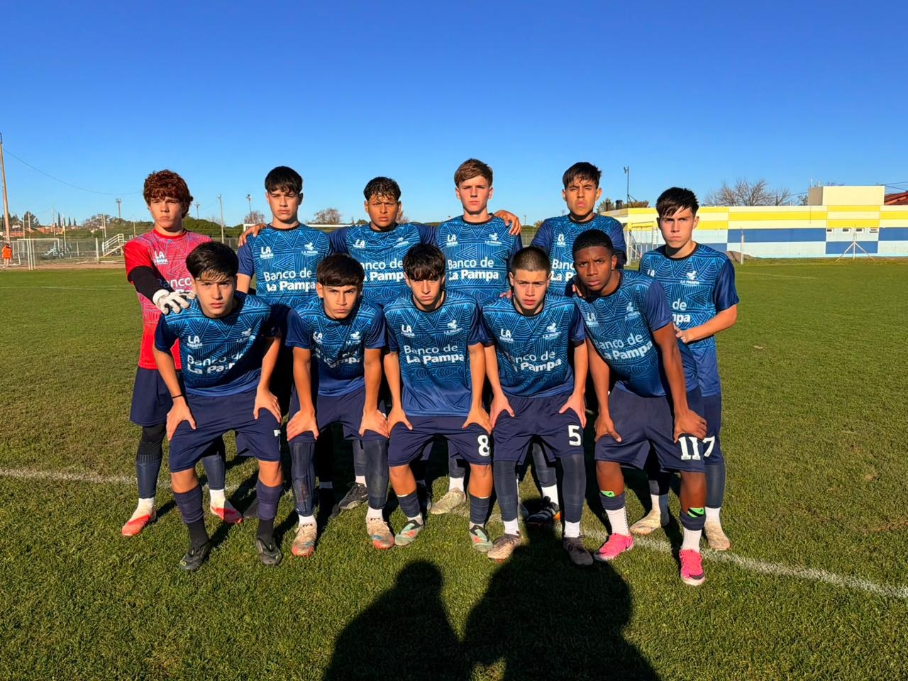 El fútbol masculino no pudo en los penales con Río Negro y buscará el bronce.