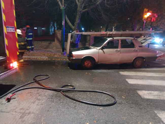 Bomberos intervino en tareas de sofocamiento y enfriamiento.
