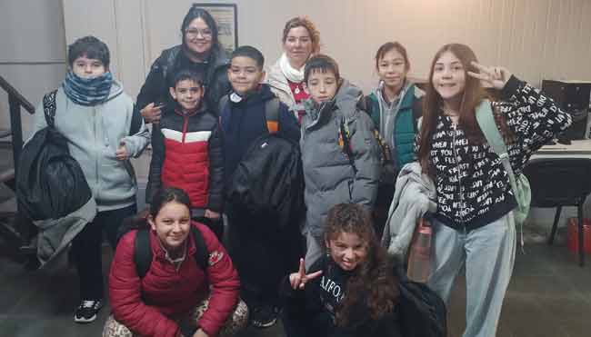 Alumnos de quinto año de la NEA se interiorizaron sobre aspectos vinculados con la edición de La Reforma.