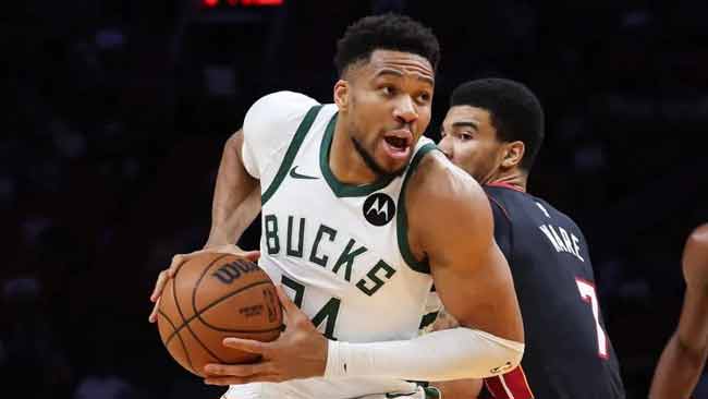 Giannis Antetokounmpo.