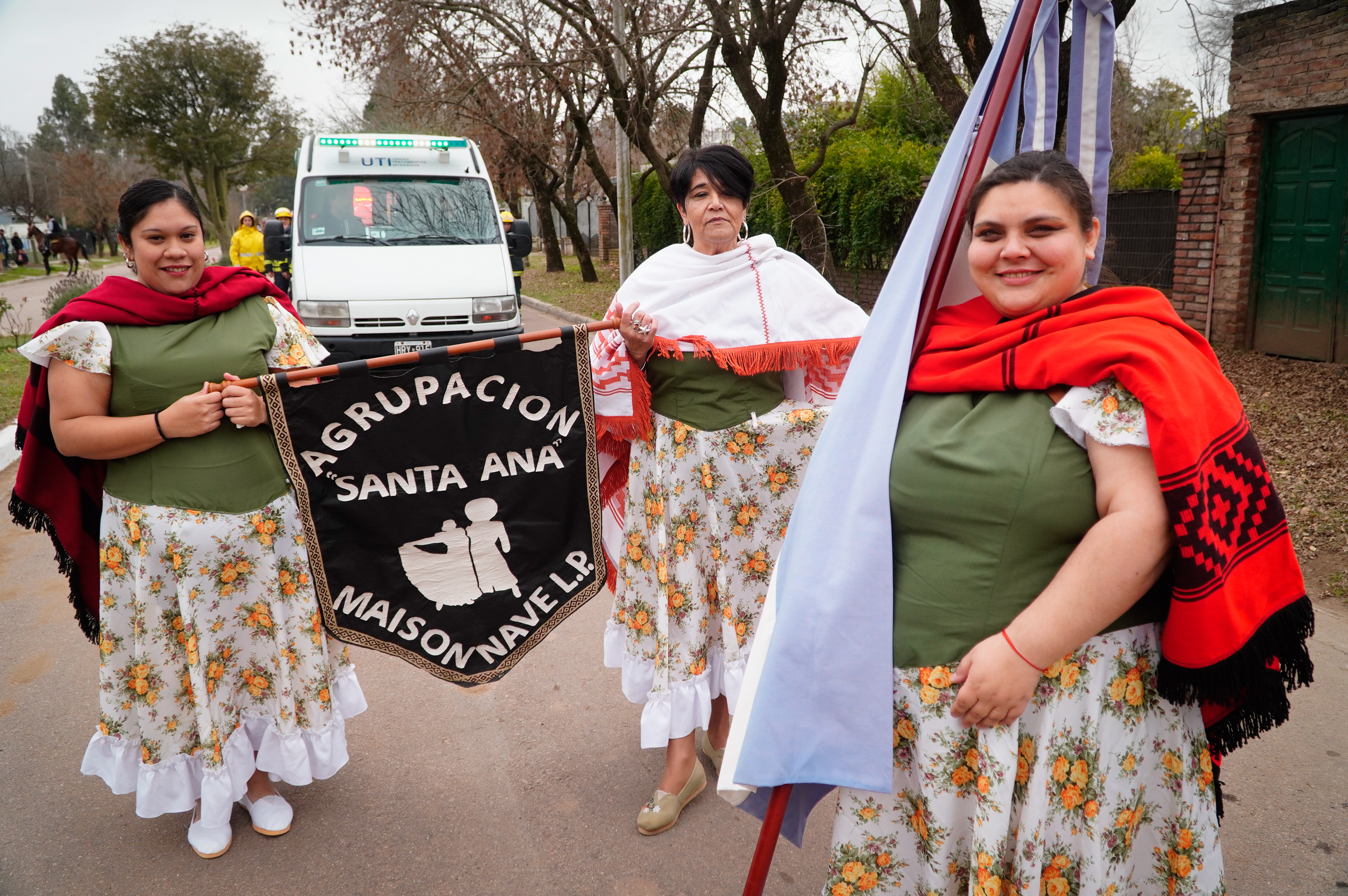 El evento contó con un colorido desfile.