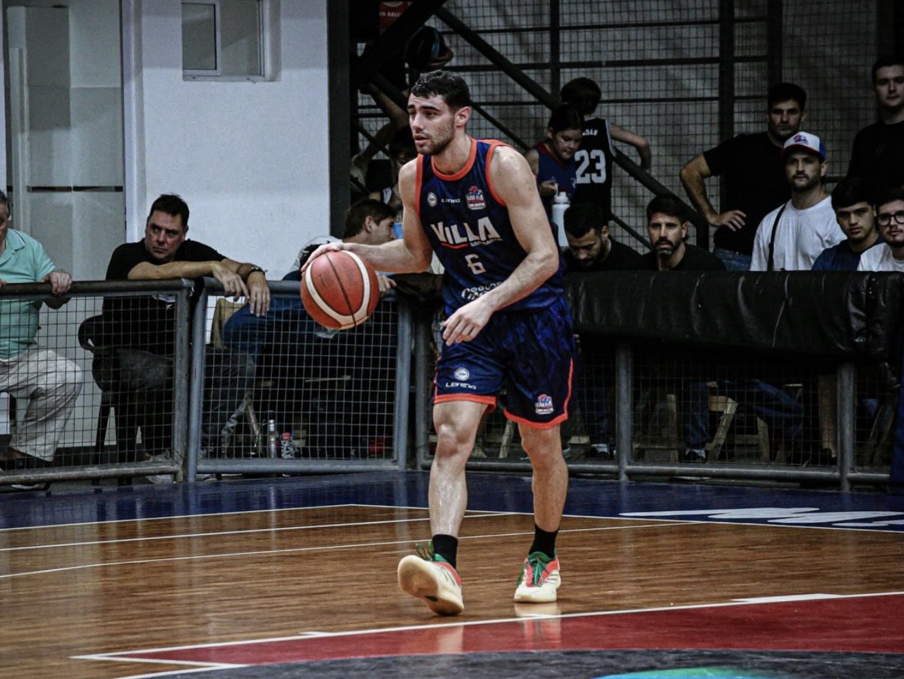 El zurdo, de último paso por Villa San Martín en La Liga Argentina, sería una de las principales incorporaciones del Rojo para la próxima temporada.