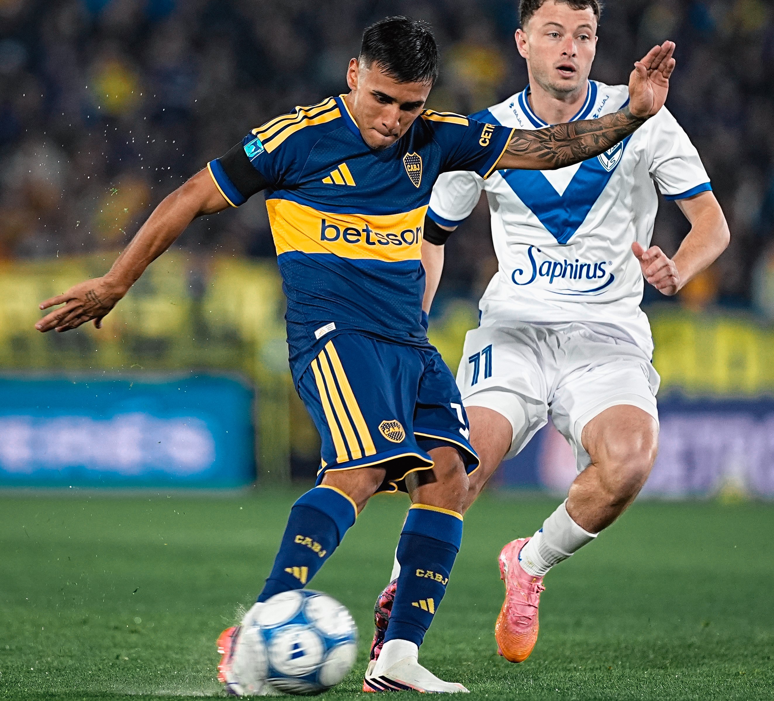 El Xeneize afrontará este martes la ida de los octavos de final en el estadio de Huracán.
