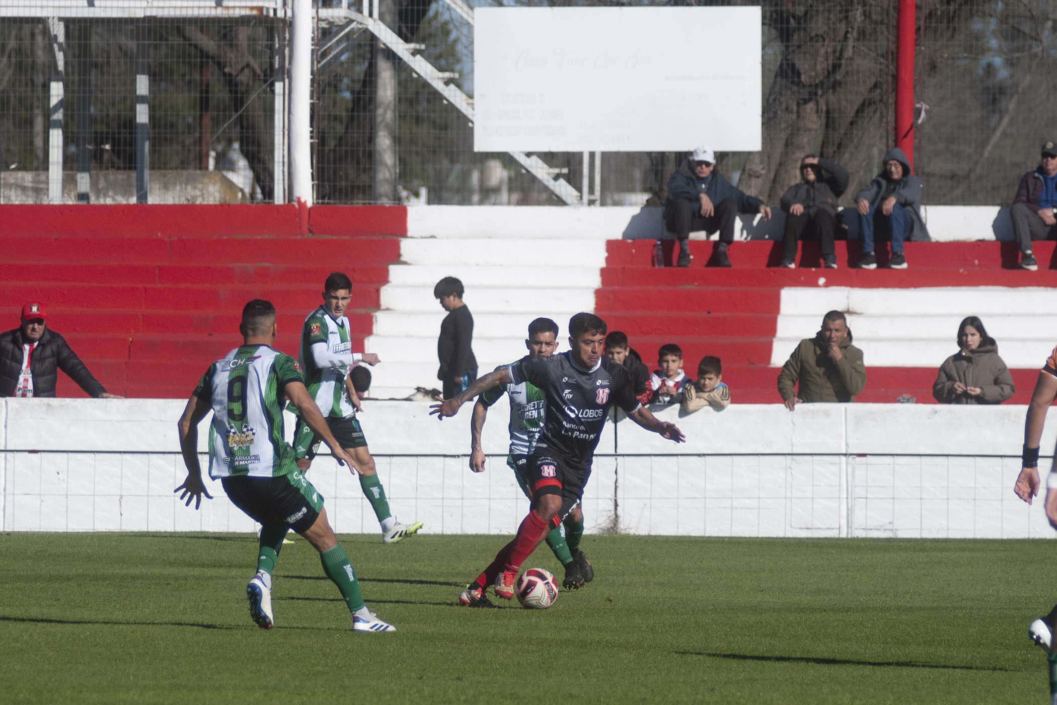 Costa volverá a jugar en el Pacaembú, buscando sumar de a tres.