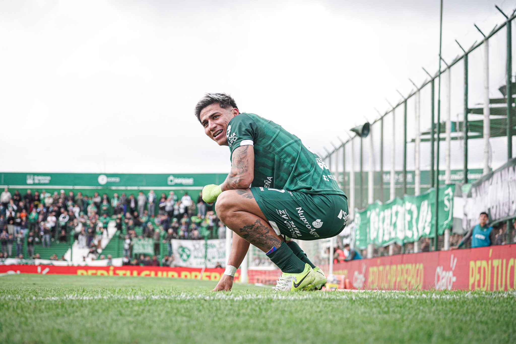 Sarmiento se impuso 2-0 a Huracán en Junín.