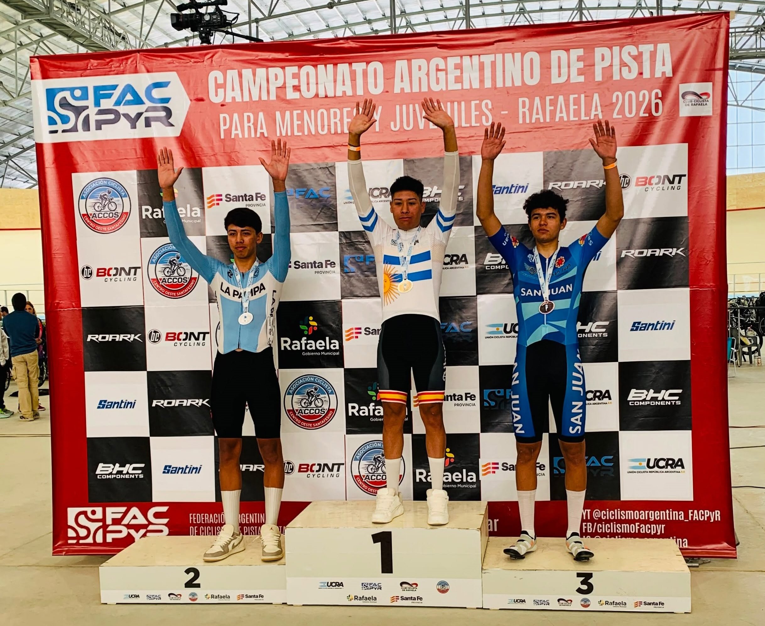 El pampeano Olguín en el segundo escalón del podio de los 20k.