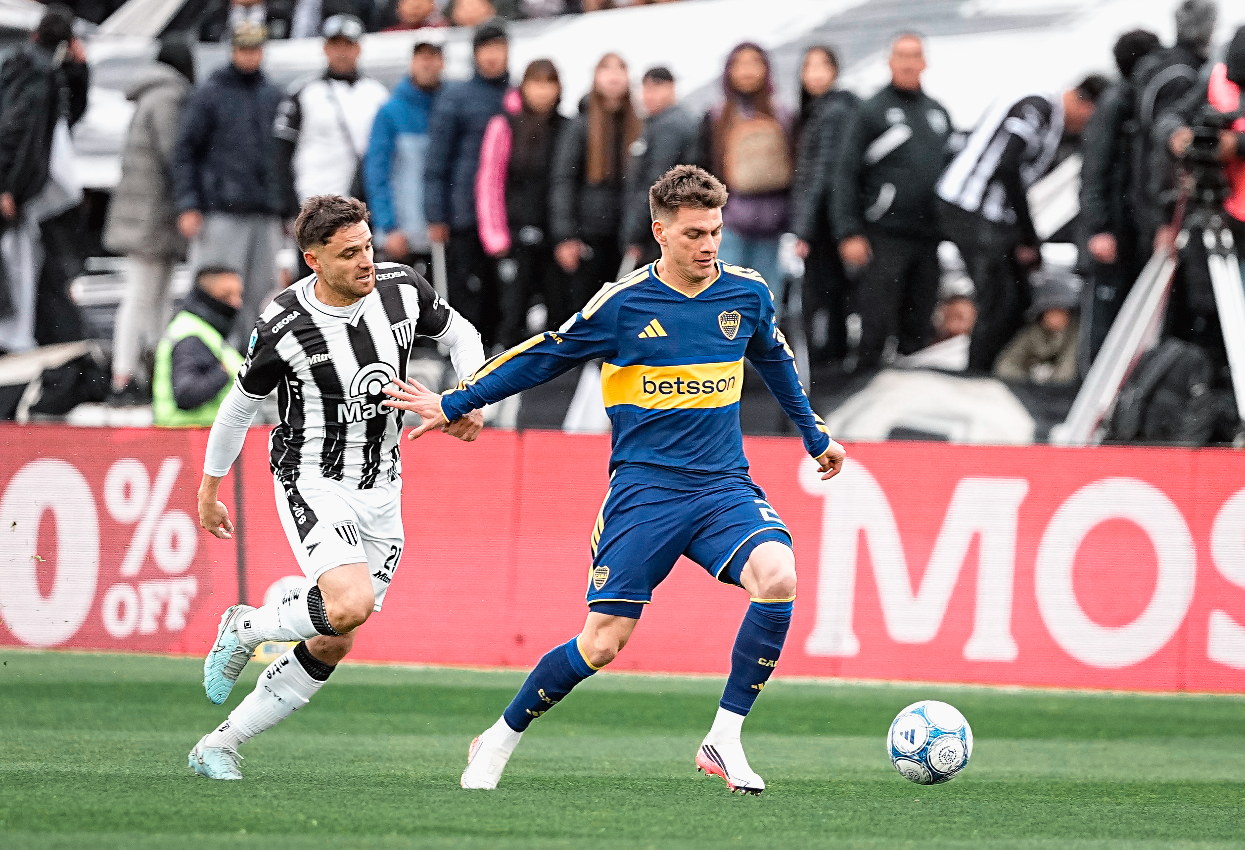 Gimnasia lo empató en el último minuto ante Boca.