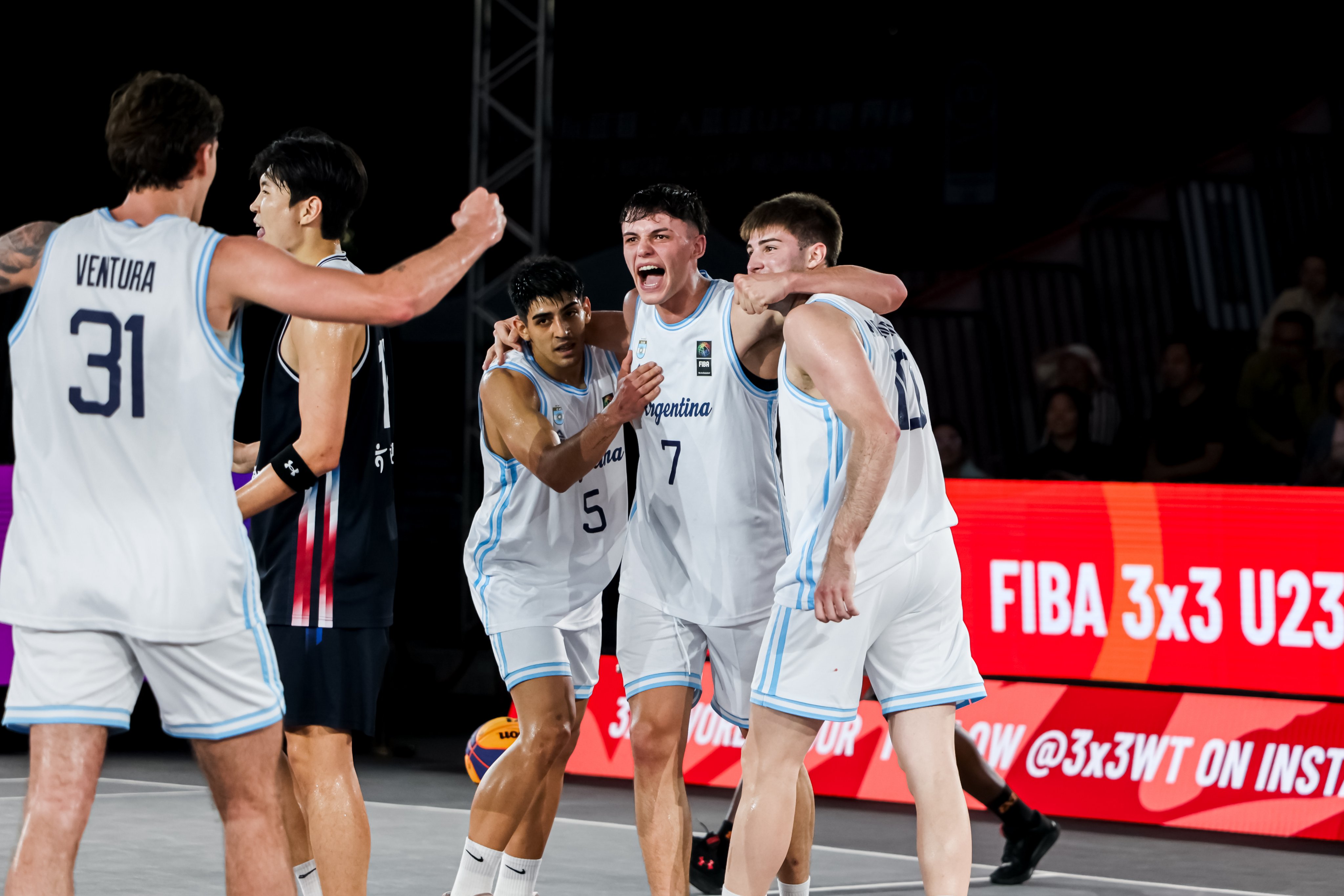 Argentina terminó con dos triunfos y dos derrotas en Wuhan.