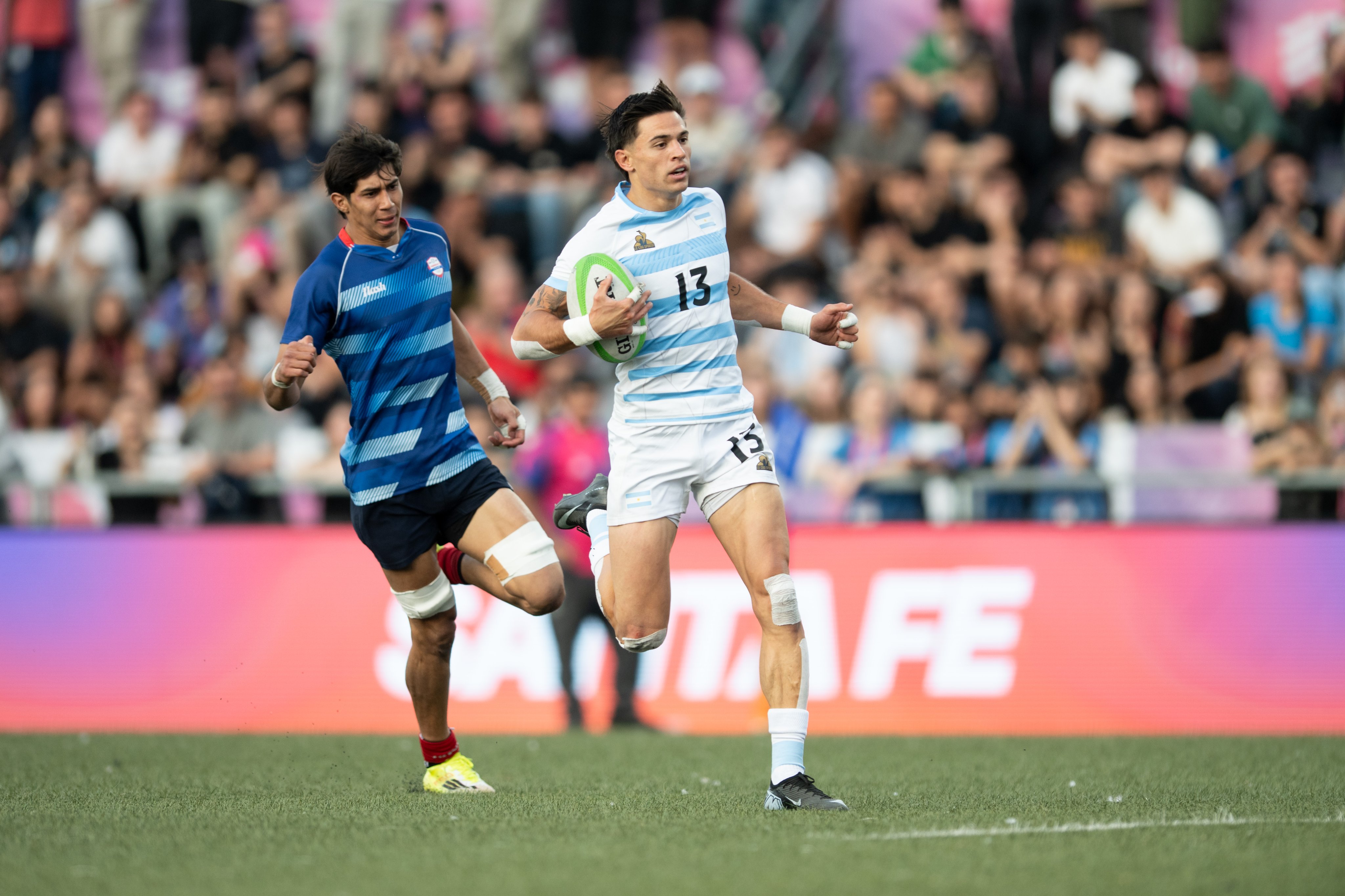 Los Pumas 7’s ganaron los dos partidos con contundencia en Rosario.