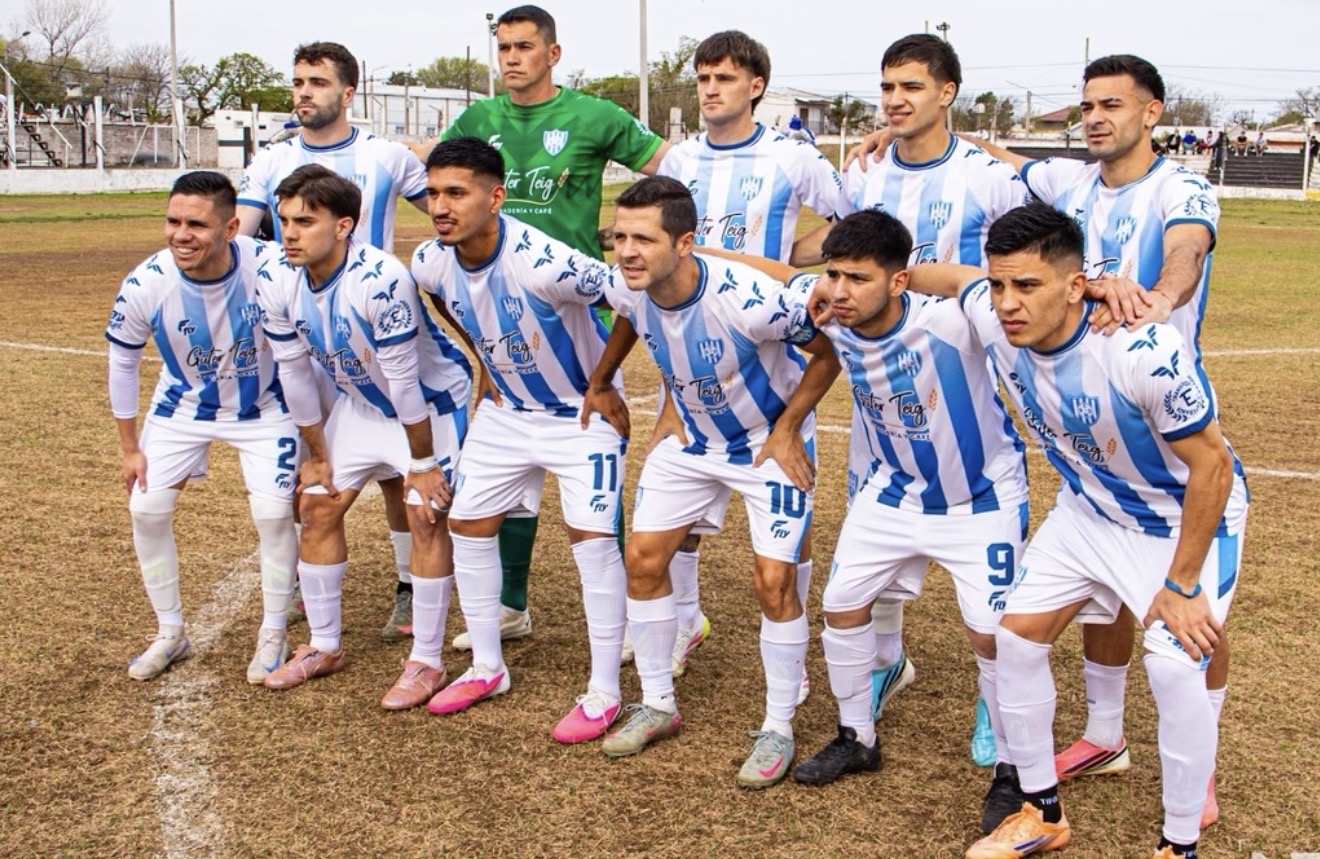 Deportivo Winifreda empató, pero se clasificó a cuartos de final.