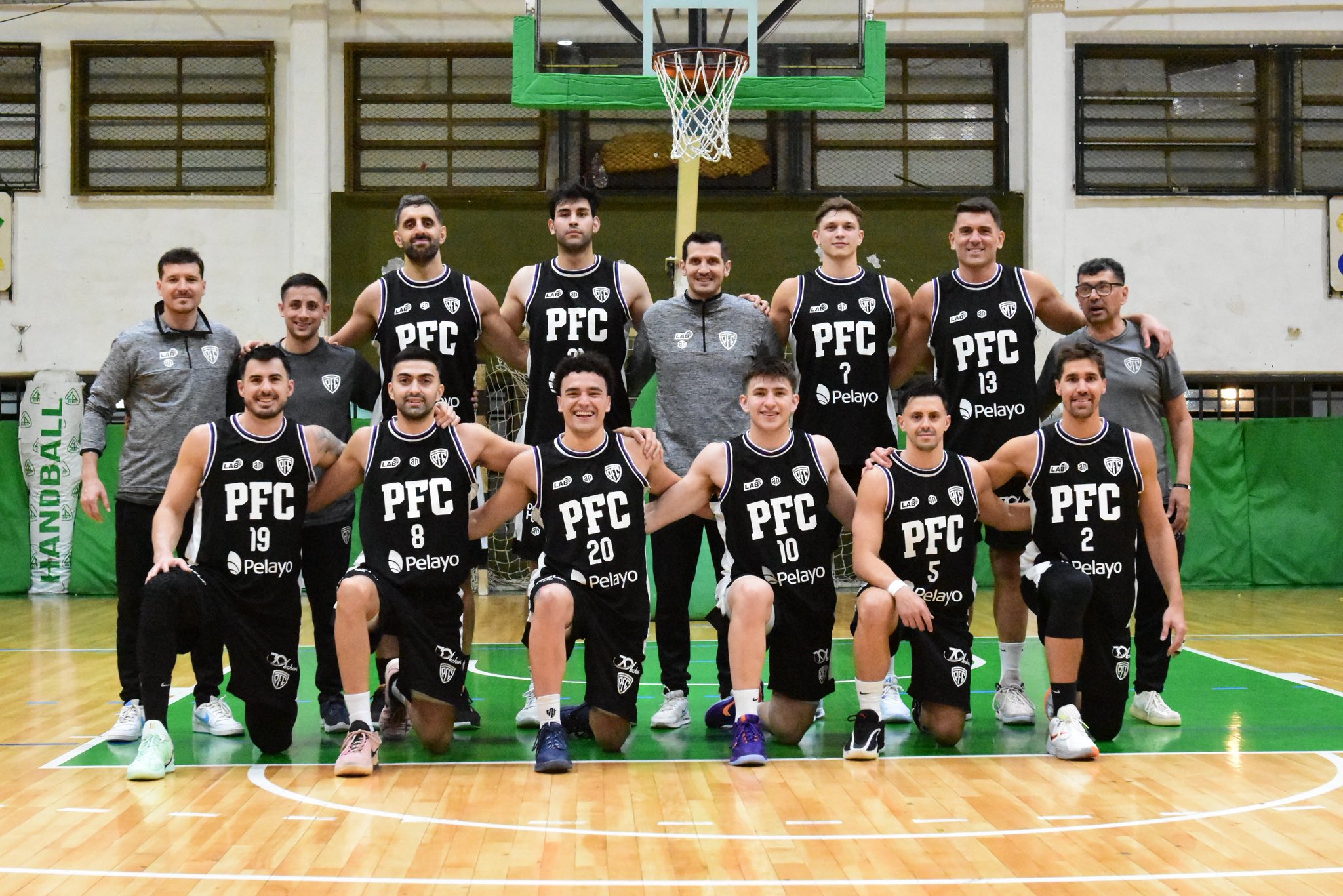 El Decano juega el domingo ante Deportivo Viedma de visitante.